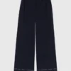 Cotton trousers with leather belt Cotton trousers with leather belt