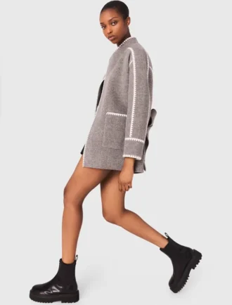 Double-faced coat with trim