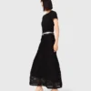 Embroidered basket-weave knit skirt Embroidered basket-weave knit skirt