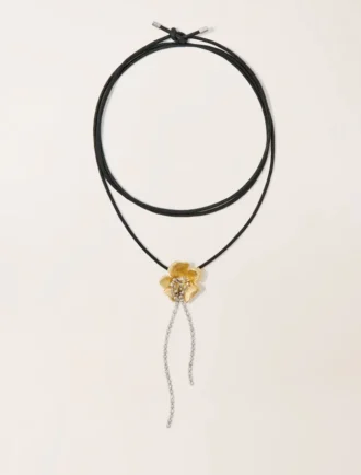 Flower necklace