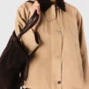 Jacket with removable contrast collar