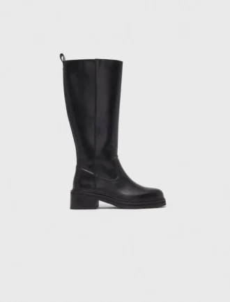 Leather boots Leather boots