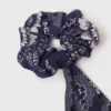 Printed scrunchie with twill Printed scrunchie with twill