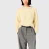 Removable jewel collar sweater Removable jewel collar sweater