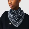 Reversible wool and cashmere scarf Reversible wool and cashmere scarf