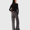 Second-skin round neck sweater Second-skin round neck sweater