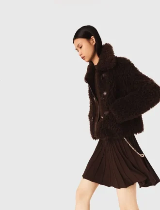 Short curly coat