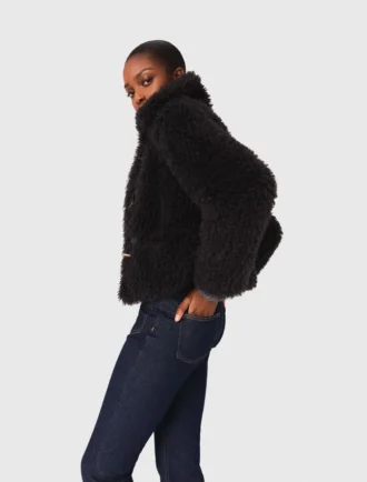 Short curly coat