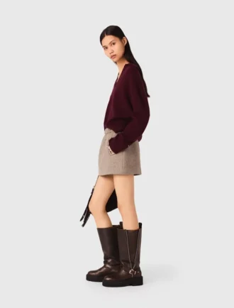 Short wool blend skirt