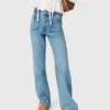 Straight jeans with chains