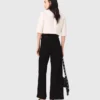 Straight-leg jeans with patch pockets Straight-leg jeans with patch pockets