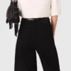 Straight-leg jeans with patch pockets Straight-leg jeans with patch pockets