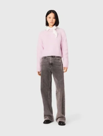 Sweater with jewelry collar Sweater with jewelry collar