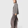 Wide-leg jeans with chain-link belt Wide-leg jeans with chain-link belt