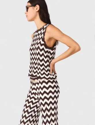 Zigzag crochet top